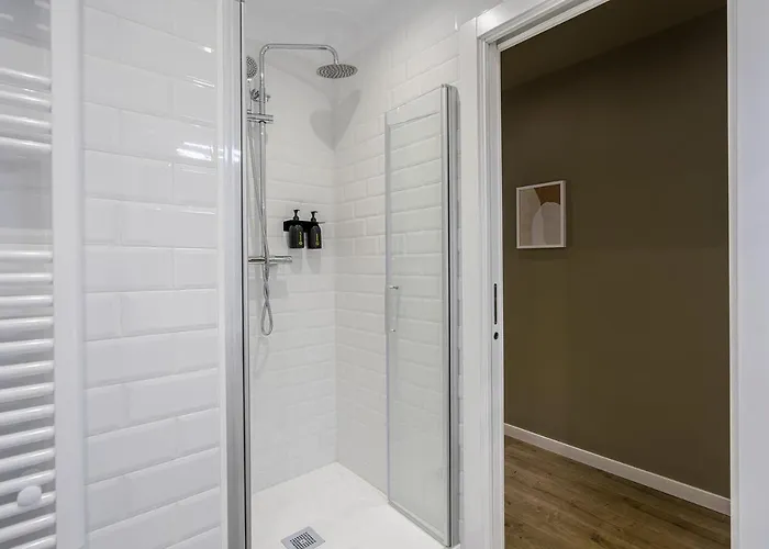 Ola Living Diagonal Ii Apartment *