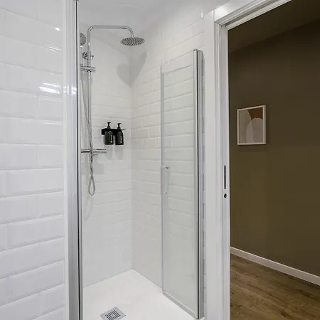 Ola Living Diagonal Ii Apartman *