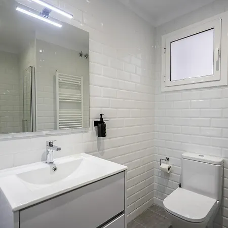 Ola Living Diagonal Ii Apartment Barcelona