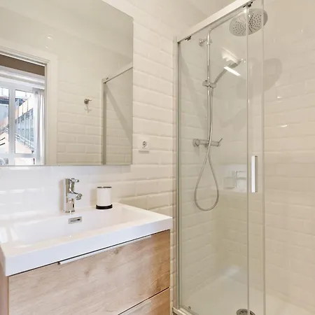 Ola Living Diagonal Ii Apartment